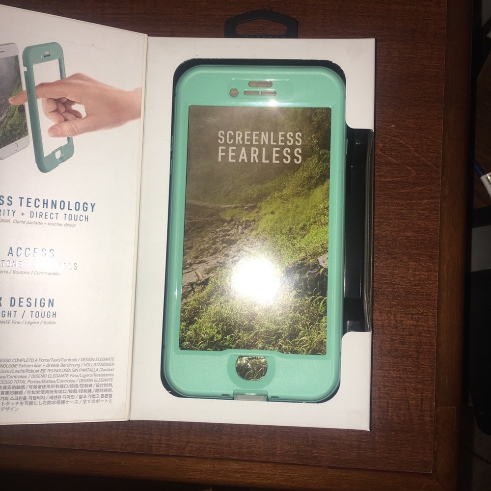 iPhone 7 Plus LifeProof Nuud Case